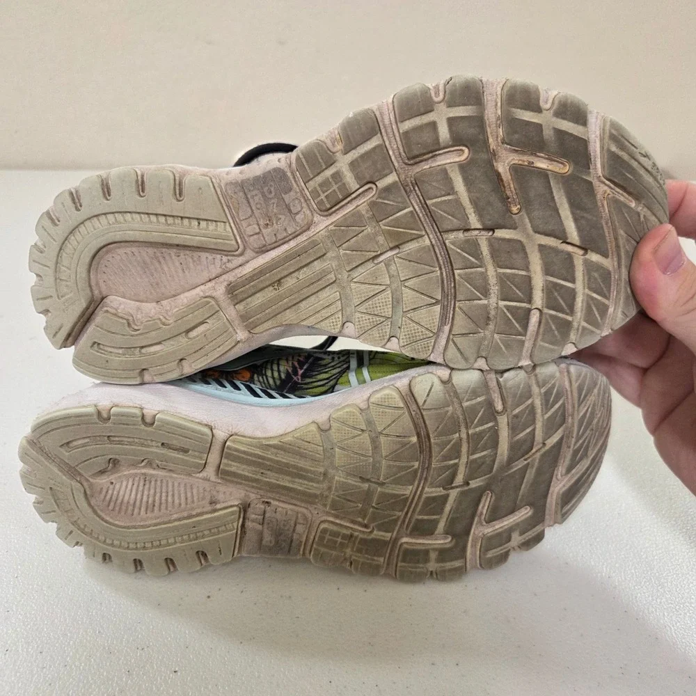 Brooks Adrenaline GTS 20 Women 8.5 Running Shoes Tropical Floral 1202961B453